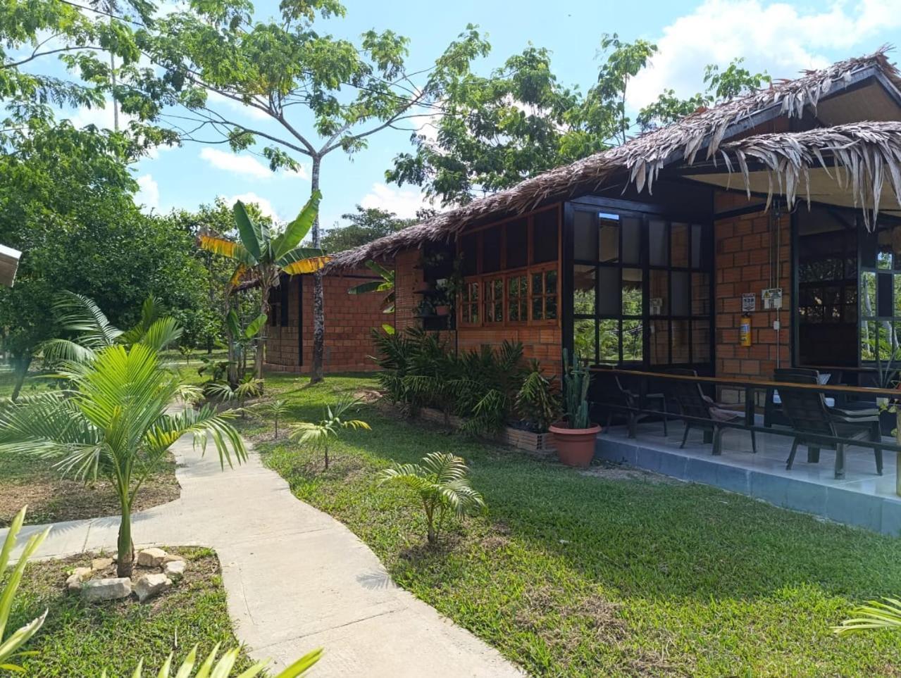 Hotel Boutique Villaliliana Leticia Bagian luar foto